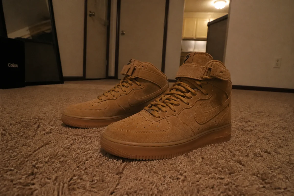 Sneaker Photos That Hold Your Price — before editing